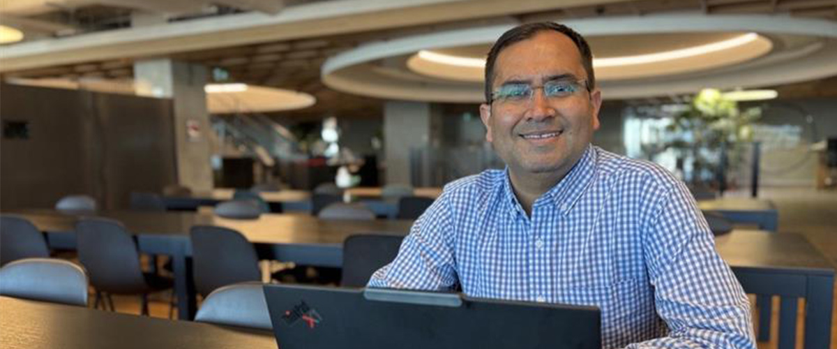 Hardik in the Transurban offices